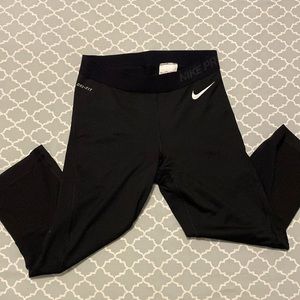 Nike dri-fit medium black leggings